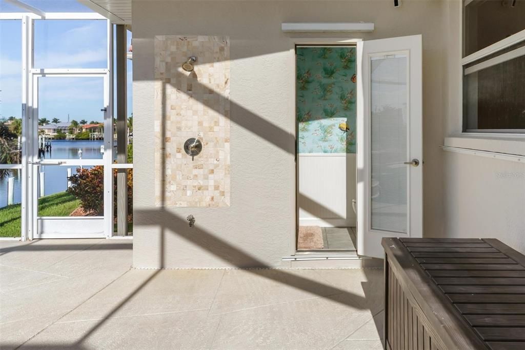 合同活跃: $959,000 (3 贝兹, 2 浴室, 2473 平方英尺)