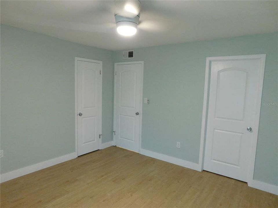 For Rent: $2,550 (2 beds, 2 baths, 1100 Square Feet)
