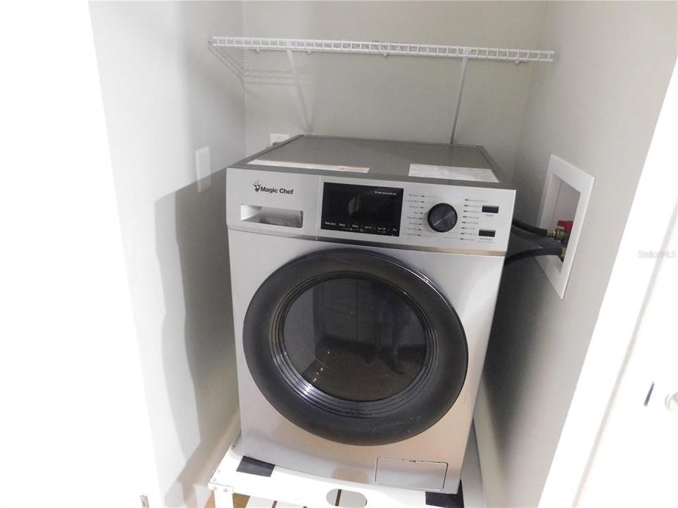 For Rent: $2,550 (2 beds, 2 baths, 1100 Square Feet)