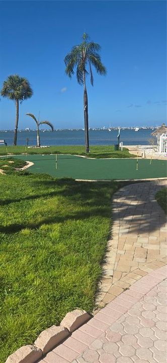 For Rent: $2,550 (2 beds, 2 baths, 1100 Square Feet)