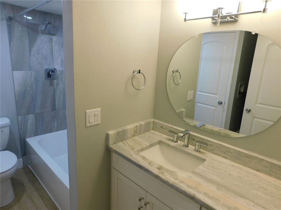 For Rent: $2,550 (2 beds, 2 baths, 1100 Square Feet)