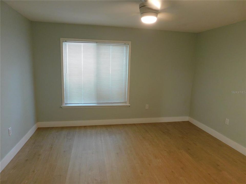 For Rent: $2,550 (2 beds, 2 baths, 1100 Square Feet)
