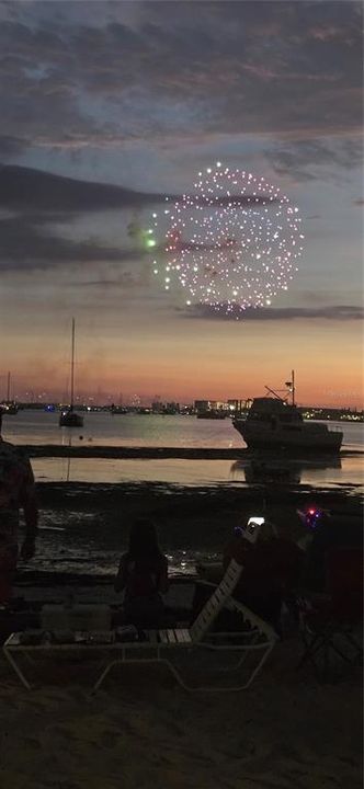 For Rent: $2,550 (2 beds, 2 baths, 1100 Square Feet)