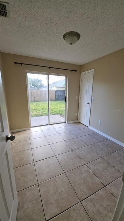 В аренду: $2,150 (3 спален, 2 ванн, 1130 Квадратных фут)