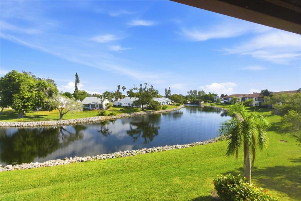 For Sale: $264,900 (2 beds, 2 baths, 1389 Square Feet)