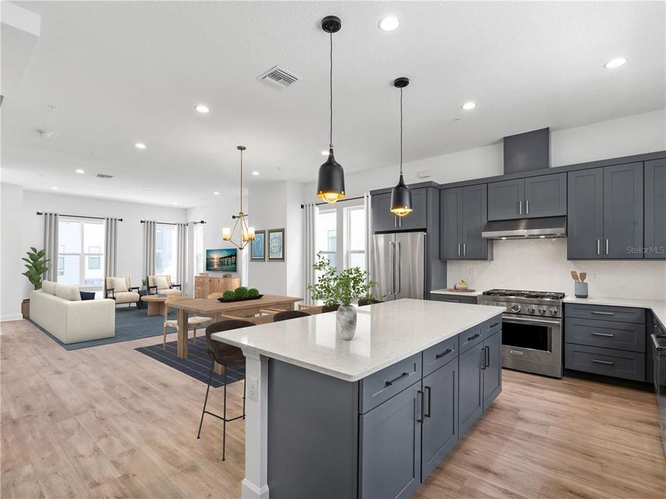 For Sale: $650,000 (3 beds, 3 baths, 2085 Square Feet)