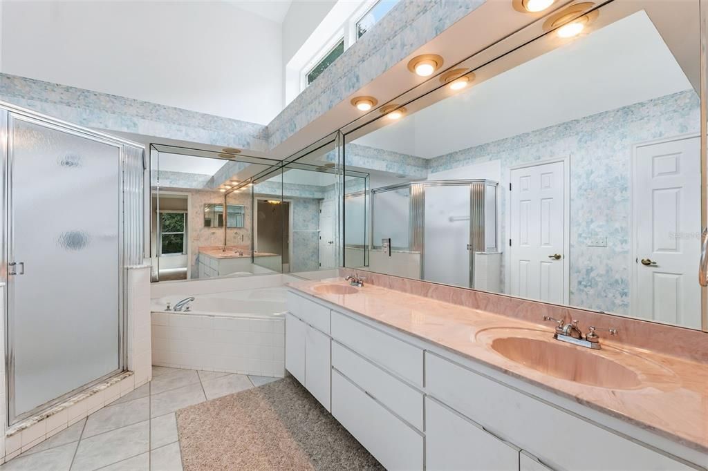 For Sale: $339,000 (3 beds, 2 baths, 2013 Square Feet)