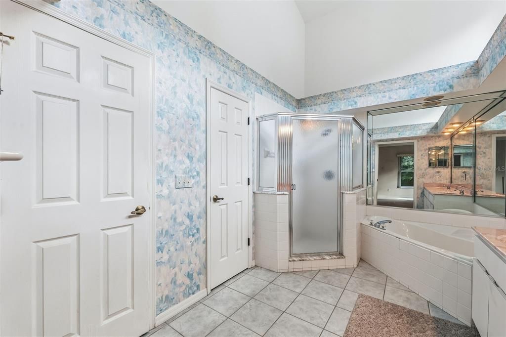 For Sale: $339,000 (3 beds, 2 baths, 2013 Square Feet)