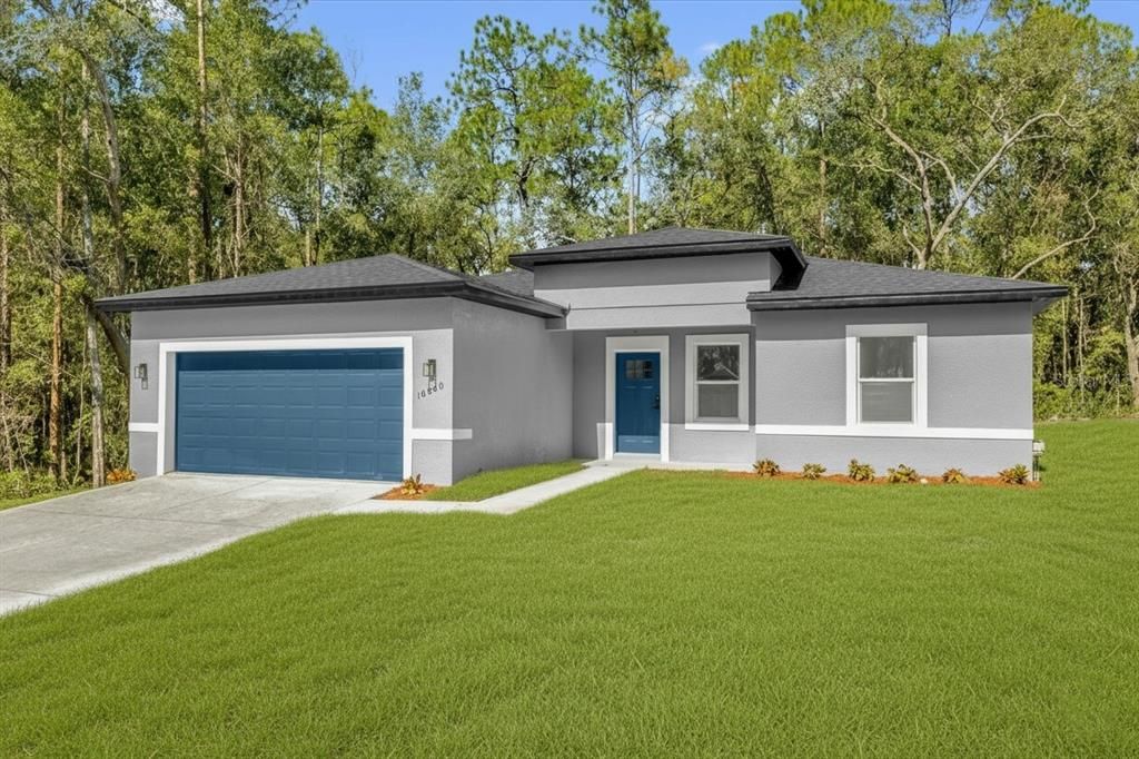 合同活跃: $300,000 (4 贝兹, 2 浴室, 1833 平方英尺)