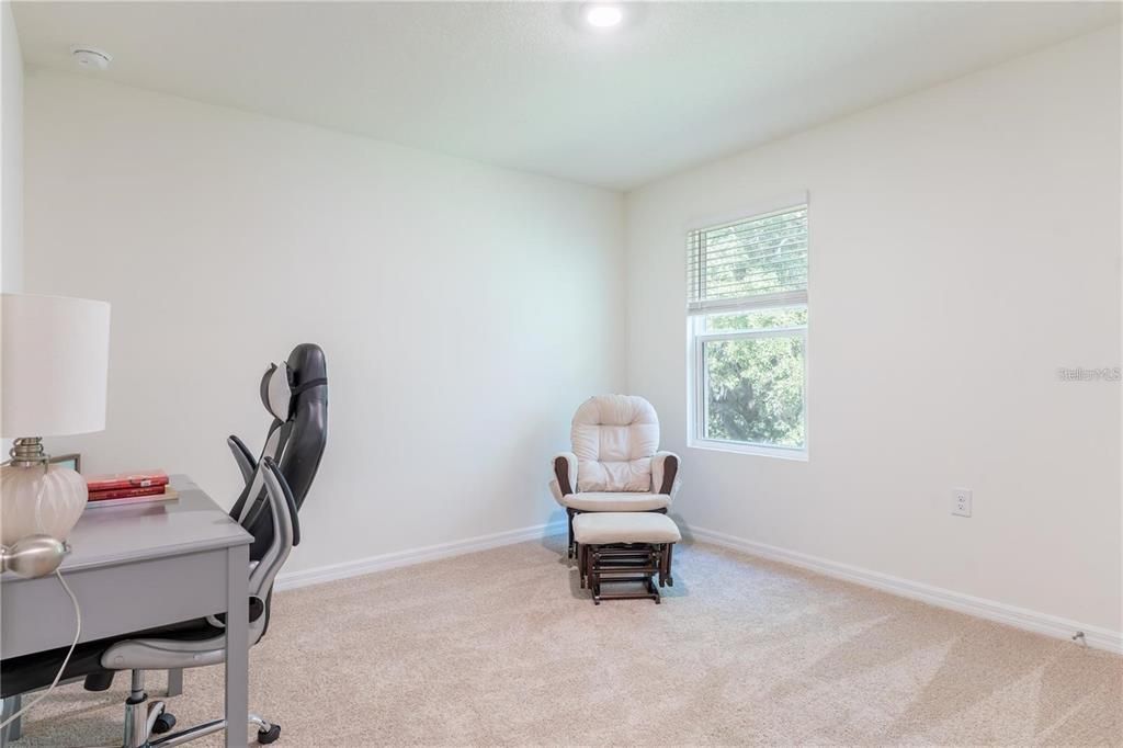 For Rent: $2,600 (5 beds, 3 baths, 2390 Square Feet)