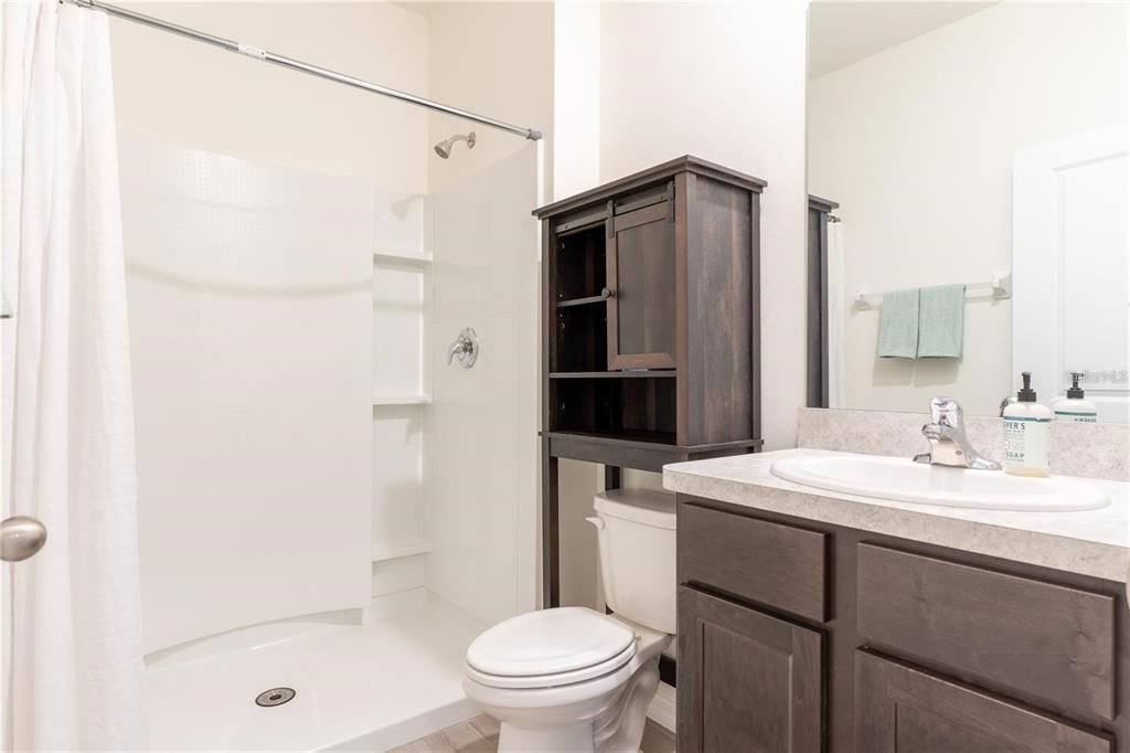 For Rent: $2,600 (5 beds, 3 baths, 2390 Square Feet)