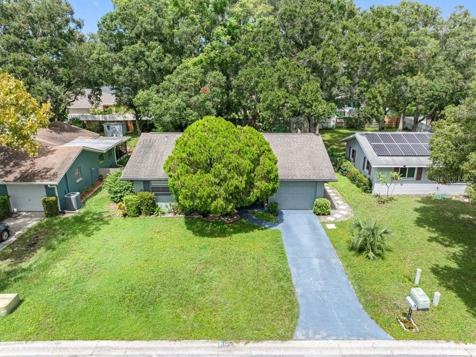 For Sale: $332,500 (2 beds, 1 baths, 1026 Square Feet)