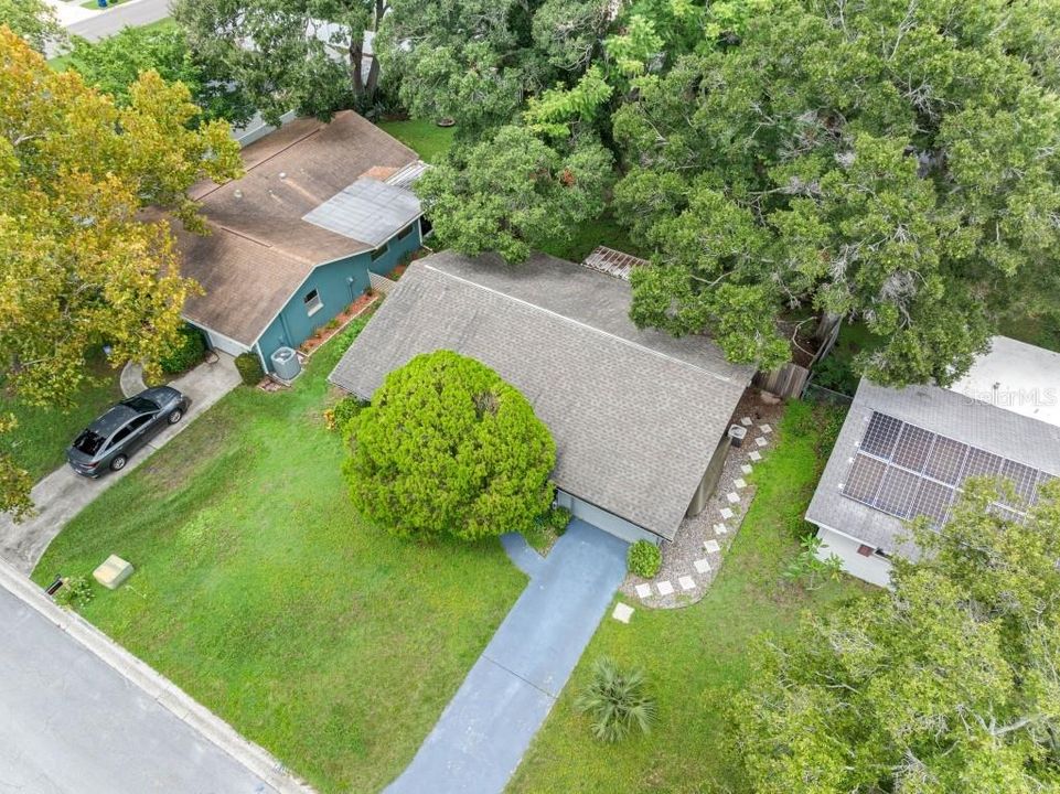 For Sale: $332,500 (2 beds, 1 baths, 1026 Square Feet)