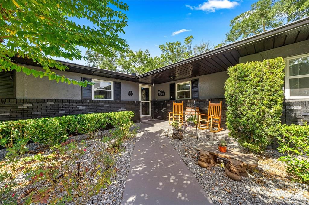 For Sale: $425,000 (4 beds, 2 baths, 2158 Square Feet)