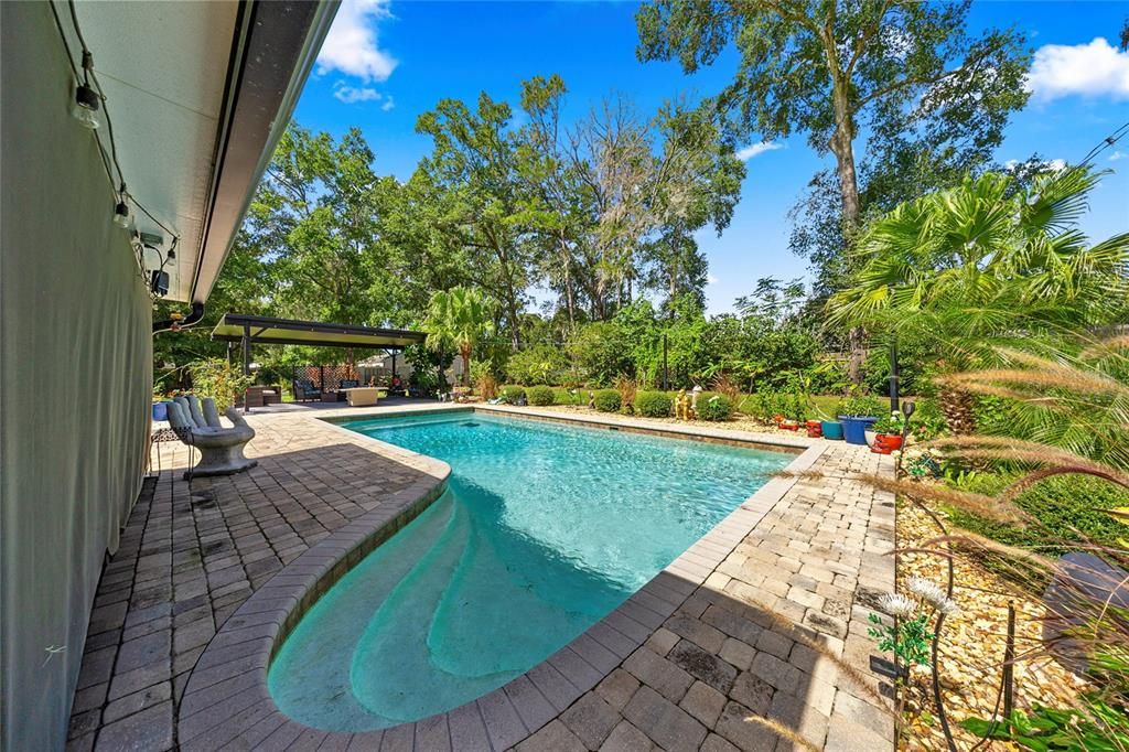 For Sale: $425,000 (4 beds, 2 baths, 2158 Square Feet)