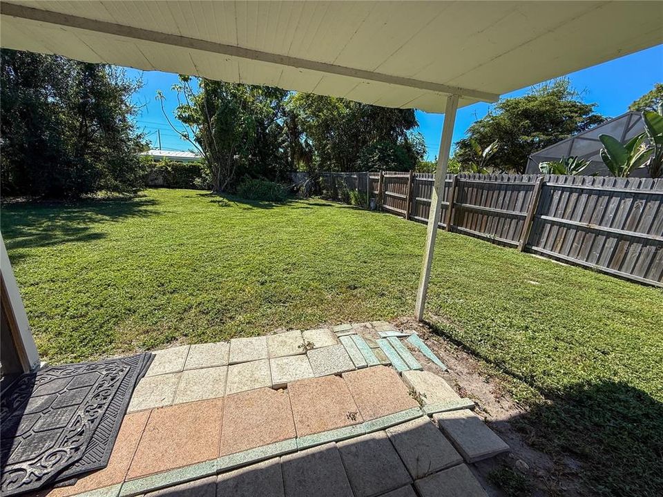 Activo con contrato: $219,750 (2 camas, 1 baños, 744 Pies cuadrados)