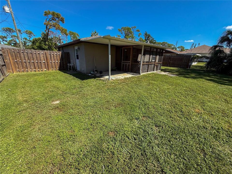 Activo con contrato: $219,750 (2 camas, 1 baños, 744 Pies cuadrados)