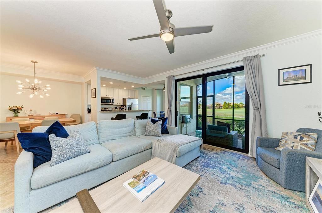 For Sale: $395,000 (2 beds, 2 baths, 1336 Square Feet)