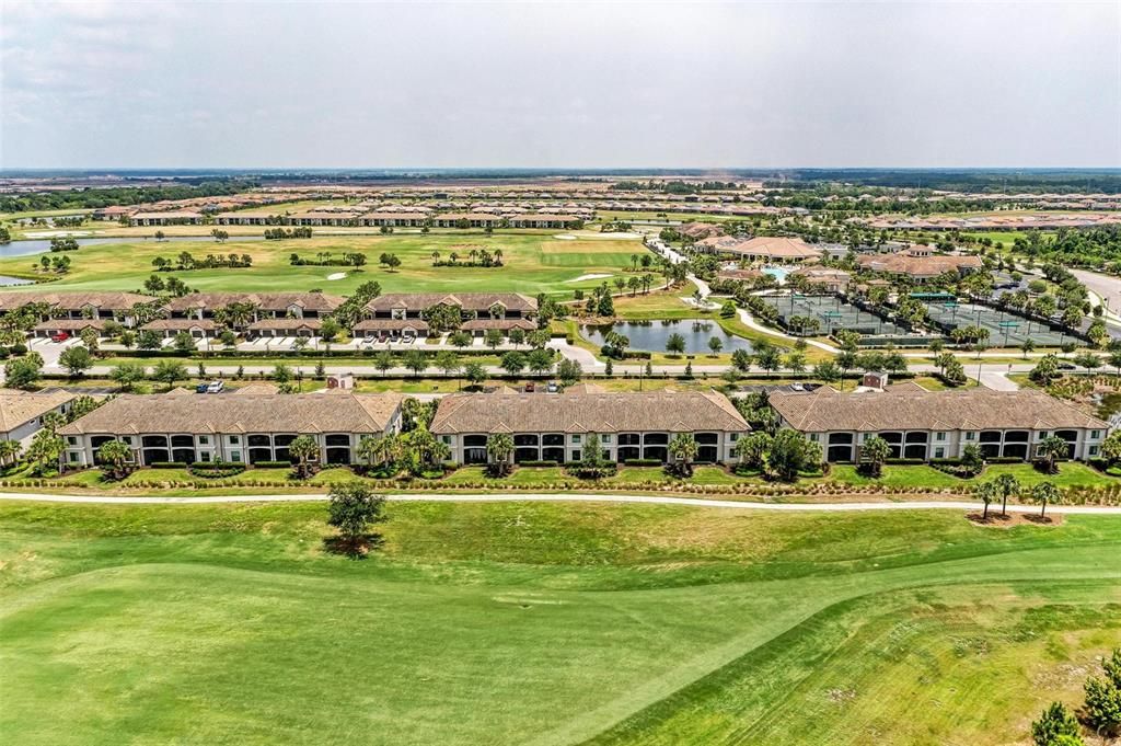 For Sale: $395,000 (2 beds, 2 baths, 1336 Square Feet)