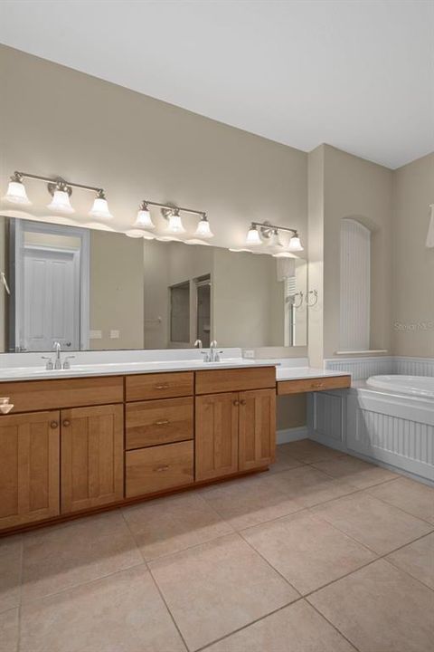 待售: $499,000 (3 贝兹, 2 浴室, 2194 平方英尺)