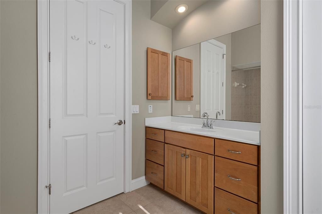 待售: $499,000 (3 贝兹, 2 浴室, 2194 平方英尺)