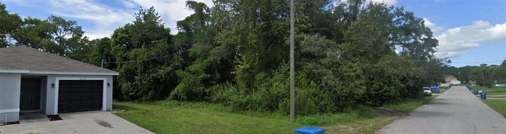 На продажу: $79,000 (0.23 acres)