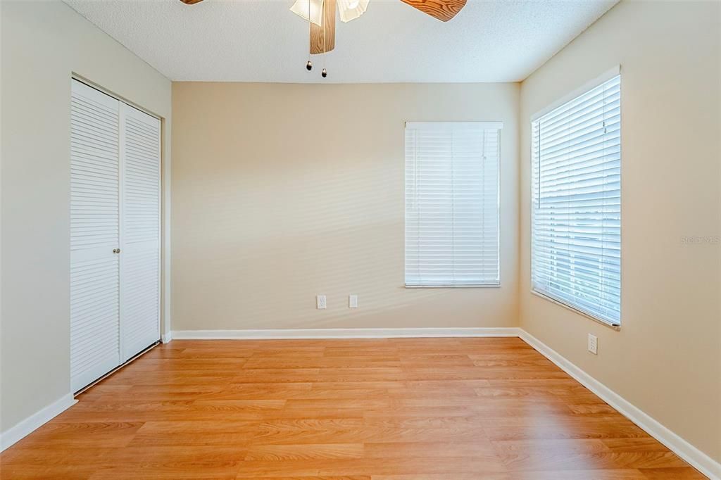 For Sale: $539,900 (3 beds, 2 baths, 1318 Square Feet)