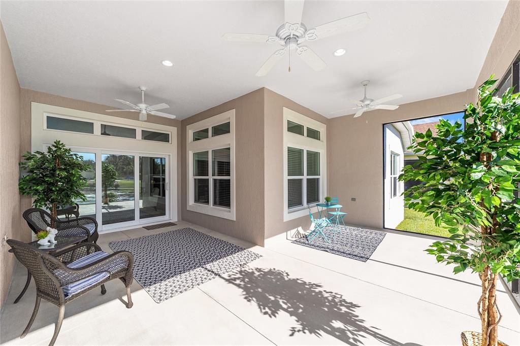 На продажу: $600,000 (3 спален, 3 ванн, 1911 Квадратных фут)