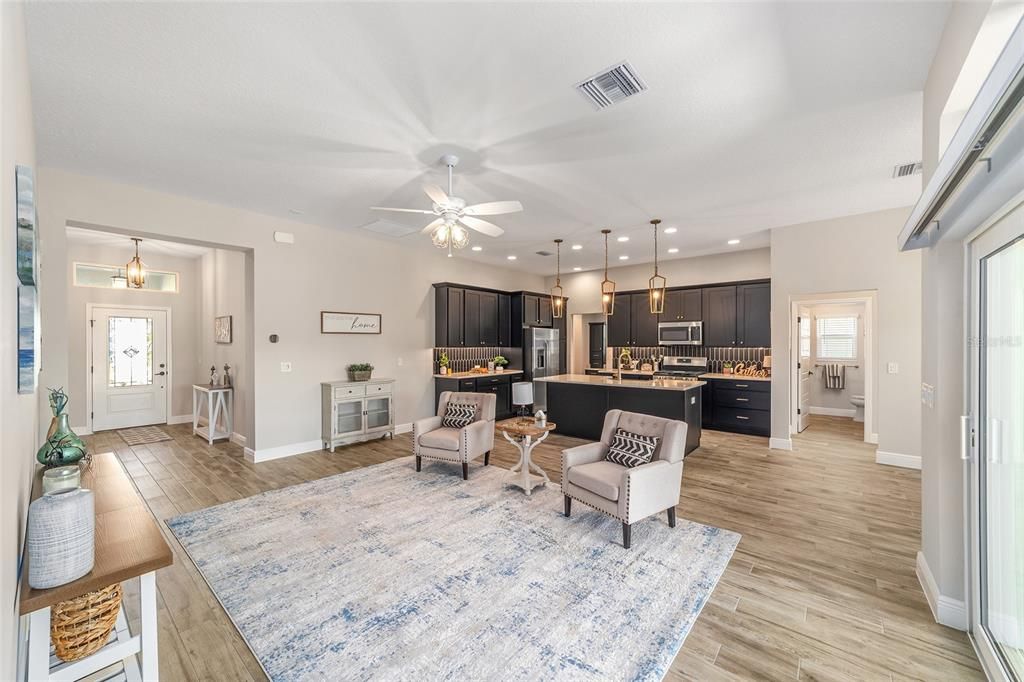 На продажу: $600,000 (3 спален, 3 ванн, 1911 Квадратных фут)