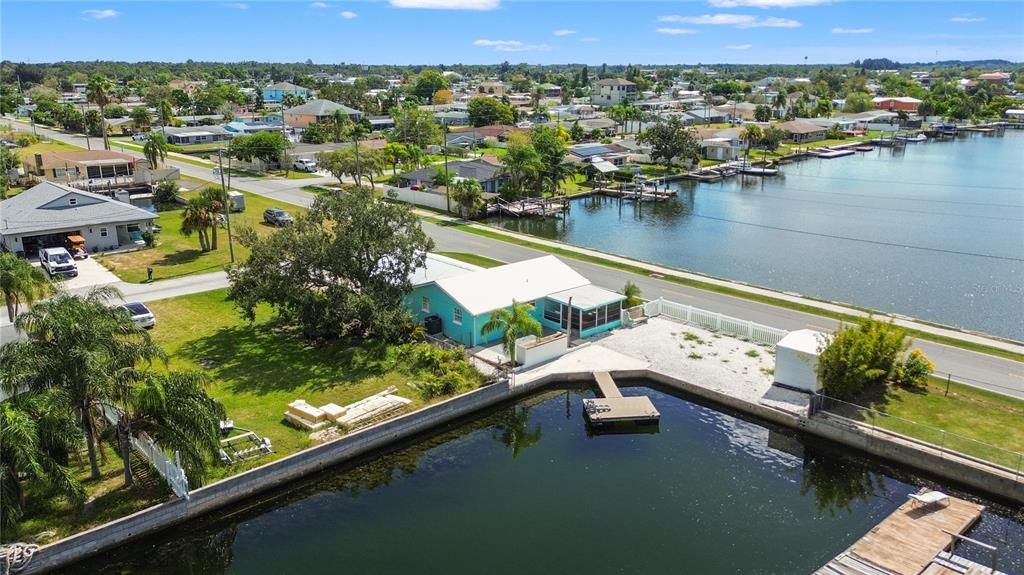 For Sale: $325,000 (3 beds, 2 baths, 1176 Square Feet)