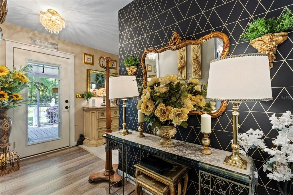 En Venta: $799,000 (4 camas, 4 baños, 4300 Pies cuadrados)