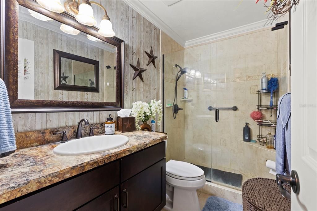 En Venta: $799,000 (4 camas, 4 baños, 4300 Pies cuadrados)