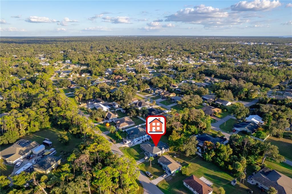 For Sale: $277,900 (3 beds, 3 baths, 1887 Square Feet)