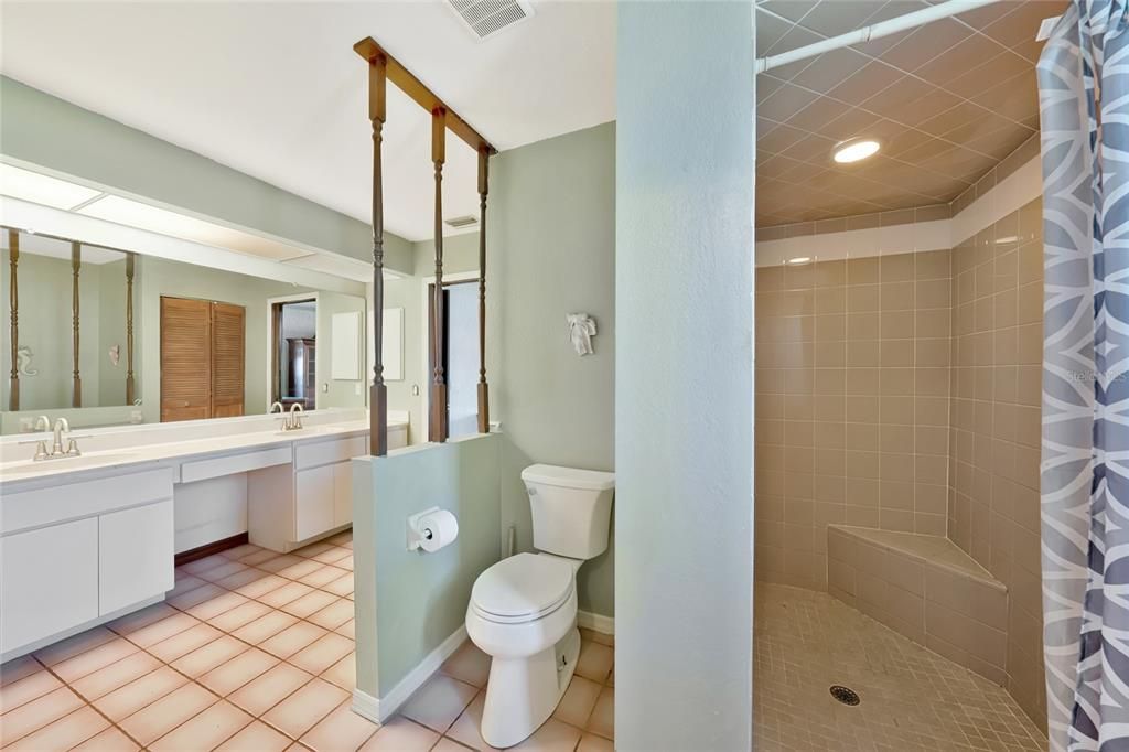 待售: $575,000 (3 贝兹, 2 浴室, 2001 平方英尺)