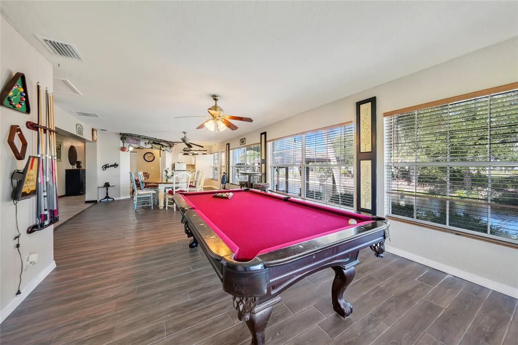 待售: $575,000 (3 贝兹, 2 浴室, 2001 平方英尺)