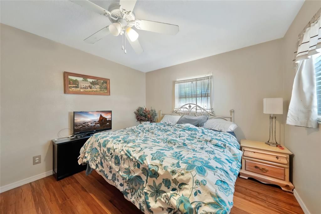 待售: $575,000 (3 贝兹, 2 浴室, 2001 平方英尺)