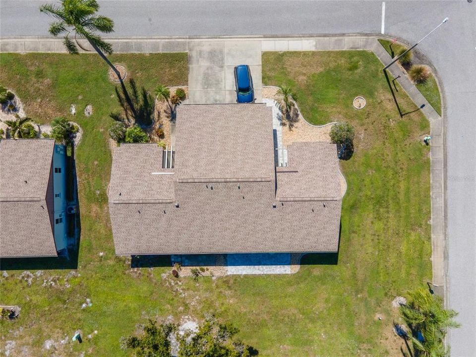 待售: $155,000 (2 贝兹, 1 浴室, 984 平方英尺)