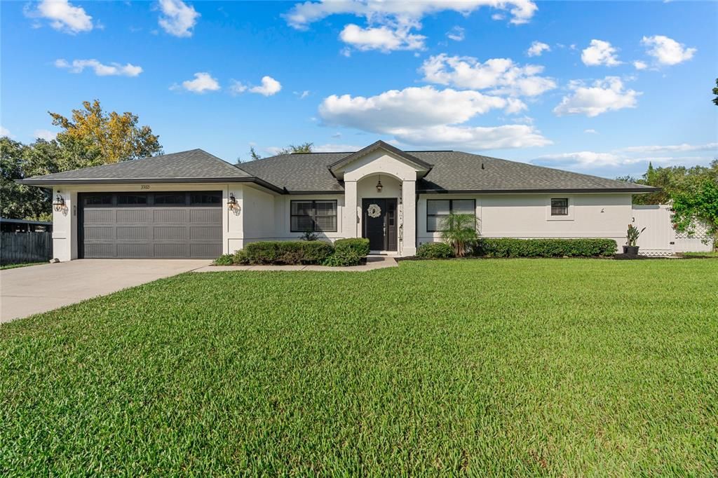 Activo con contrato: $417,500 (3 camas, 2 baños, 1864 Pies cuadrados)