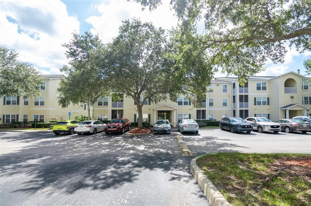 For Sale: $159,900 (1 beds, 1 baths, 788 Square Feet)