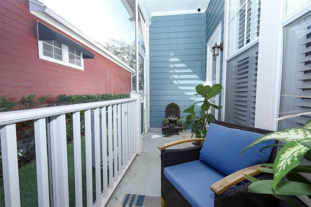 For Sale: $619,900 (2 beds, 2 baths, 1388 Square Feet)