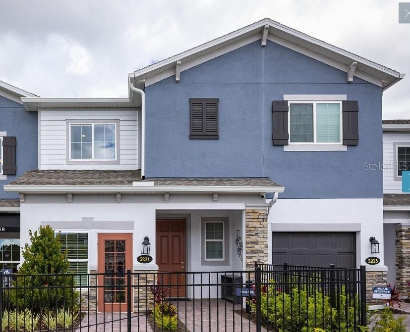 Recently Sold: $440,000 (4 beds, 3 baths, 2117 Square Feet)