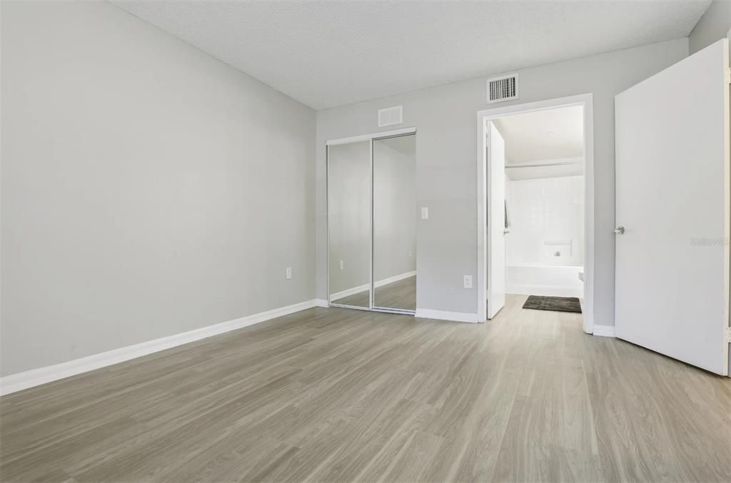 For Rent: $2,579 (2 beds, 2 baths, 1365 Square Feet)