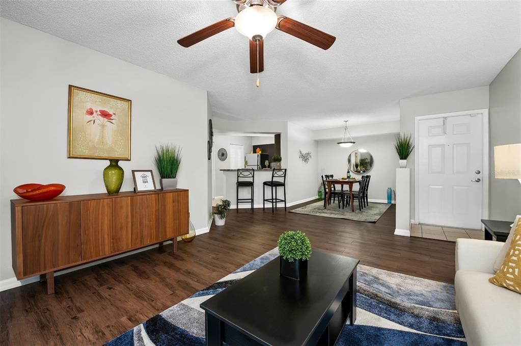 For Rent: $2,579 (2 beds, 2 baths, 1365 Square Feet)