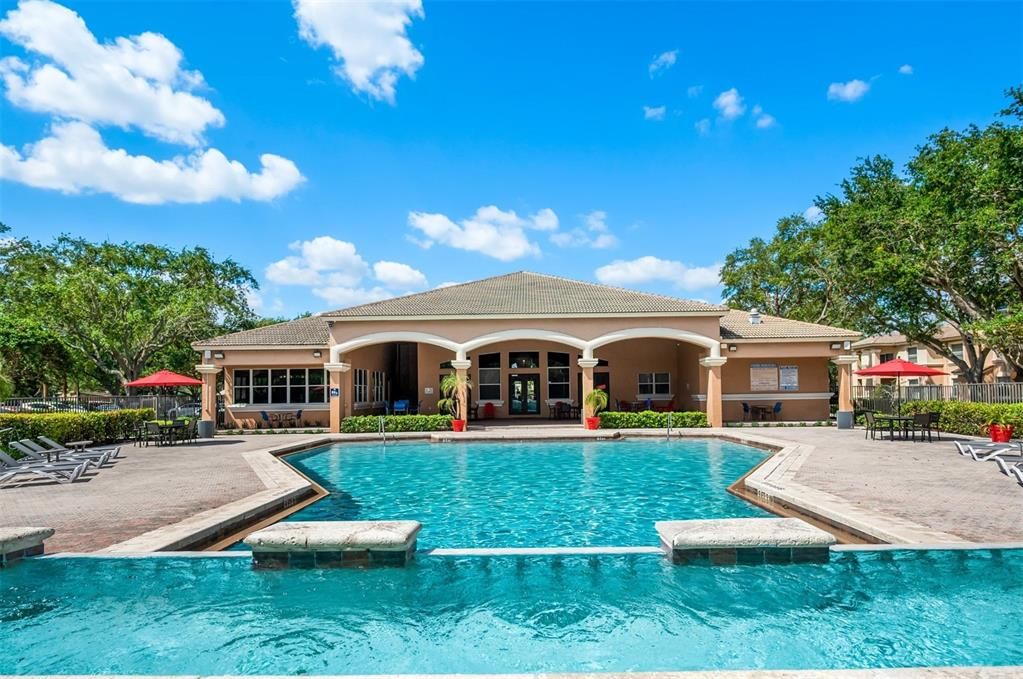 For Rent: $2,579 (2 beds, 2 baths, 1365 Square Feet)