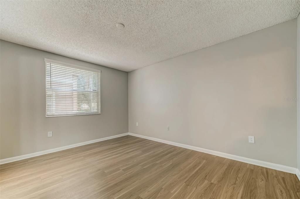 For Rent: $2,579 (2 beds, 2 baths, 1365 Square Feet)
