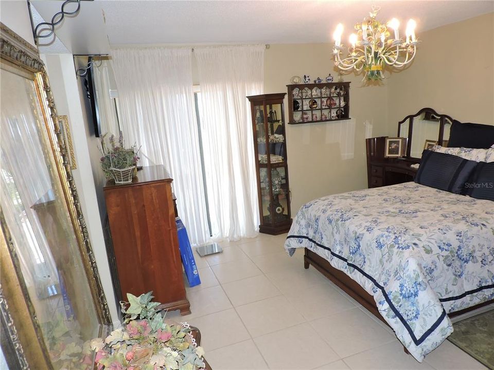 待售: $119,900 (2 贝兹, 2 浴室, 1260 平方英尺)