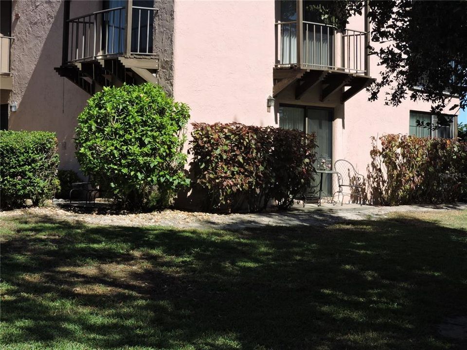 待售: $119,900 (2 贝兹, 2 浴室, 1260 平方英尺)