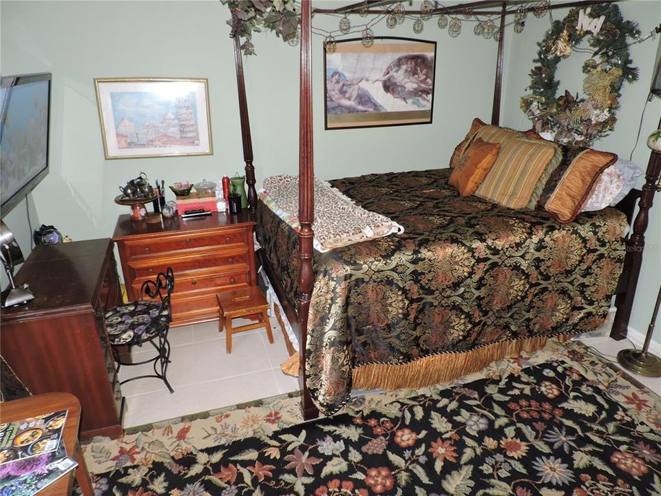 待售: $119,900 (2 贝兹, 2 浴室, 1260 平方英尺)