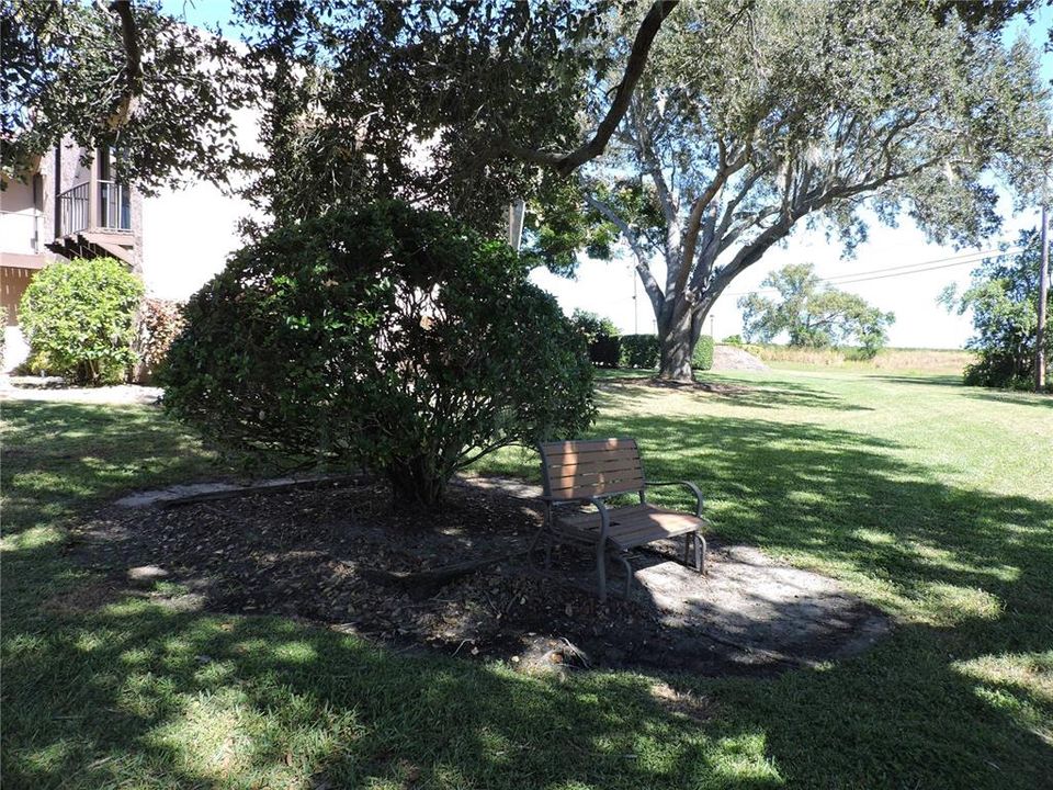 待售: $119,900 (2 贝兹, 2 浴室, 1260 平方英尺)