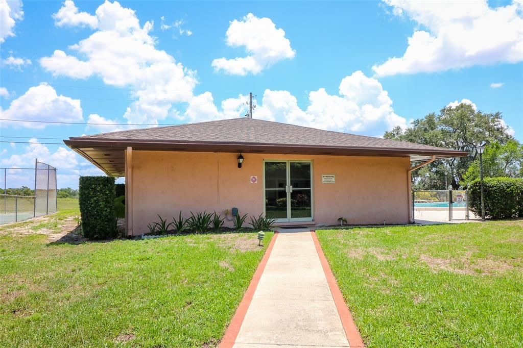 待售: $119,900 (2 贝兹, 2 浴室, 1260 平方英尺)